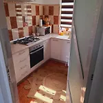Casa La Bunicu - Curte Privata & Liniste بيت للعطل تيشيرغيول