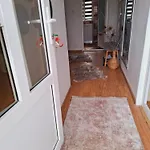 Casa La Bunicu - Curte Privata & Liniste بيت للعطل *