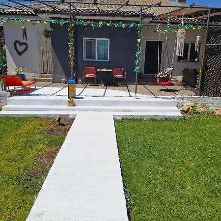 Casa La Bunicu - Curte Privata & Liniste Dom wakacyjny