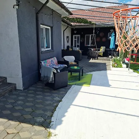 Casa La Bunicu - Curte Privata & Liniste