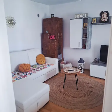 Casa La Bunicu - Curte Privata & Liniste